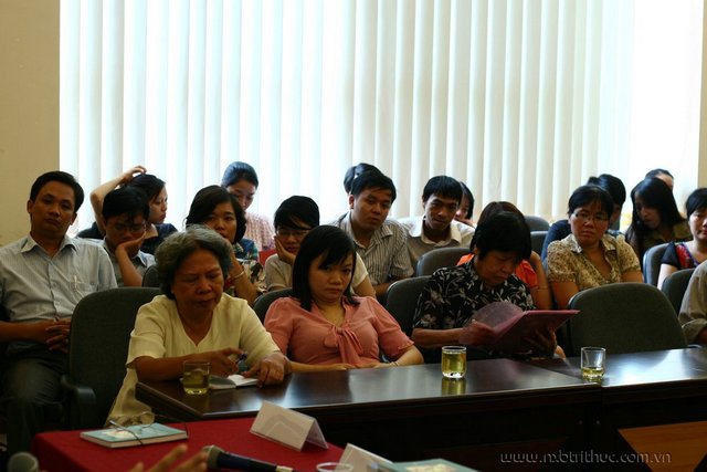 Hình ảnh Seminar thứ Sáu: Tưởng nhớ 1 năm ngày mất nhà nghiên cứu Đặng Phong Hình ảnh Seminar thứ Sáu: Tưởng nhớ 1 năm ngày mất nhà nghiên cứu Đặng Phong